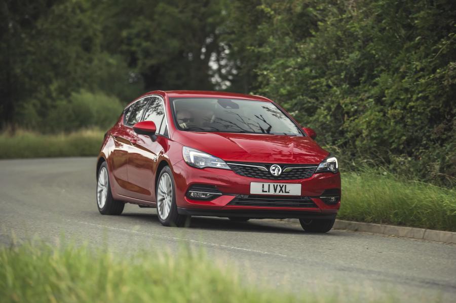  Vauxhall Astra 2019 года  (фото 1 из 40)